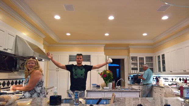 wp_20160915_19_19_39_pro