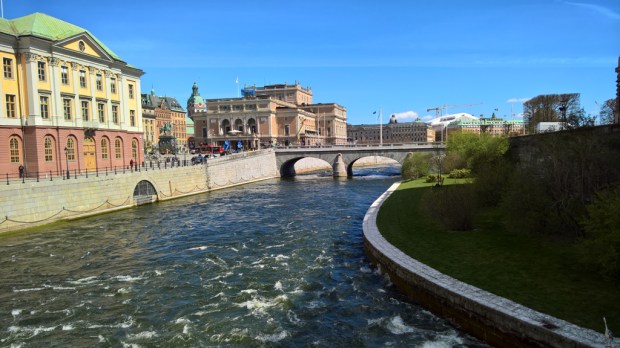 WP_20170512_12_05_02_Pro